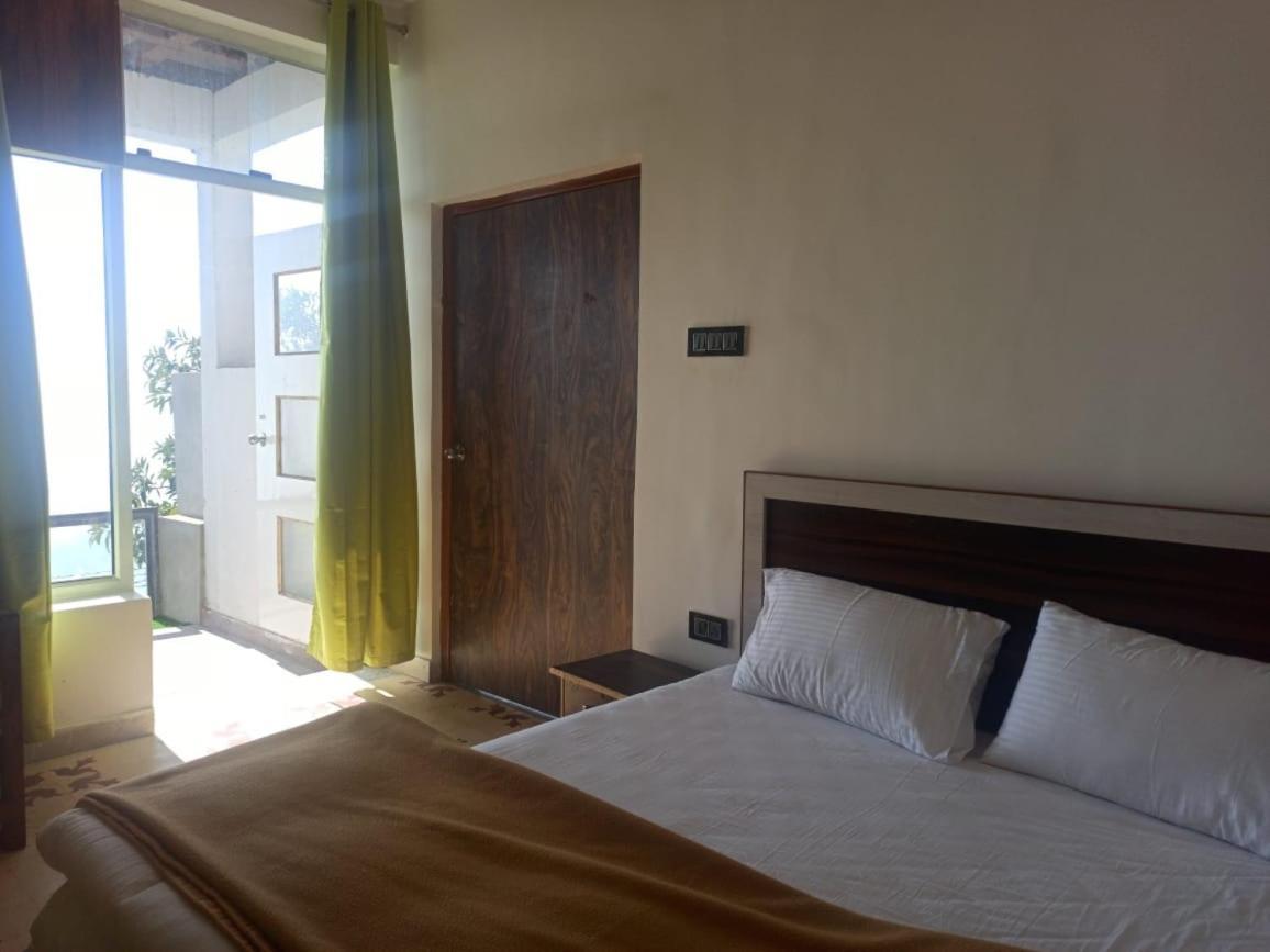 Salberry Resort Kotdwara Ngoại thất bức ảnh